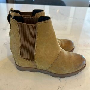 Women’s Sorel wedge bootie
